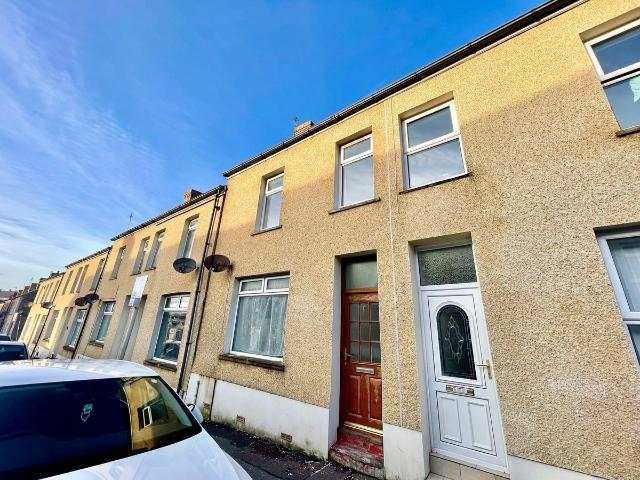 Apartment for rent in Gibbonsdown, Barry