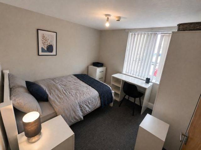House for rent in Falcon Lodge, Wales