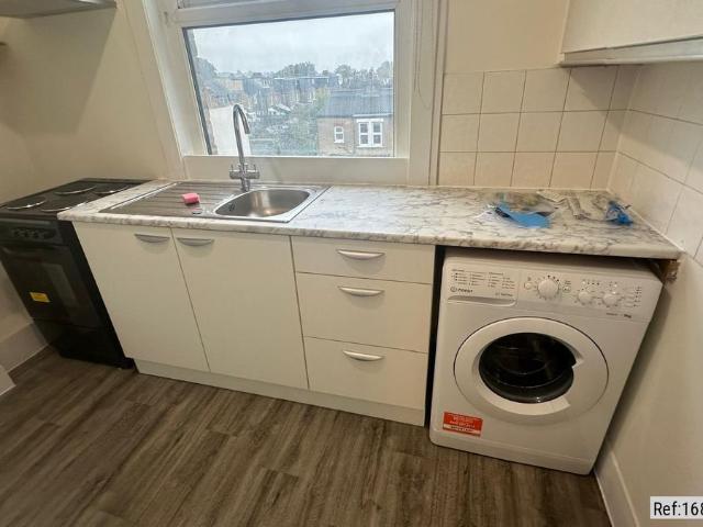 Apartment for rent in London Borough of Merton, Greater London