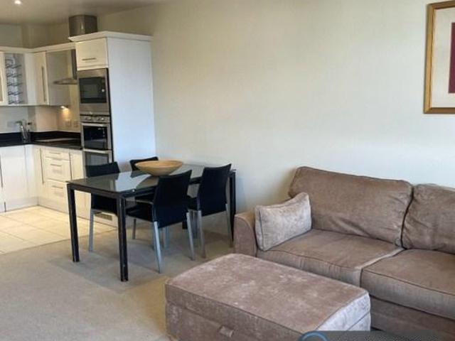 Apartment for rent in London Borough of Merton, South Wimbledon