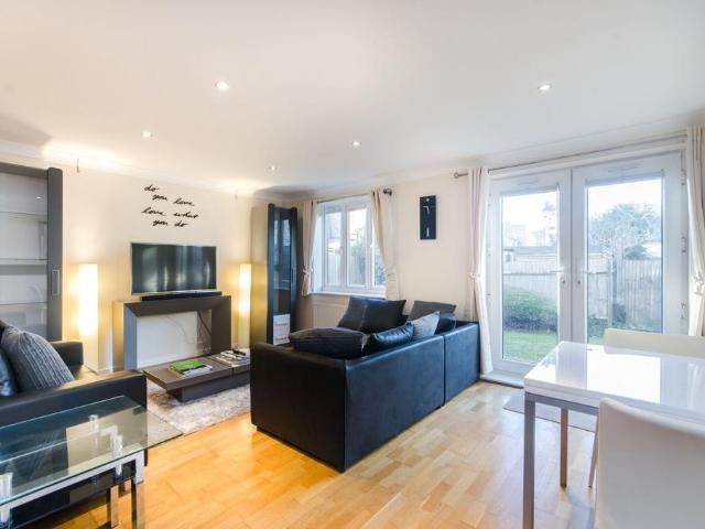 Apartment for rent in London Borough of Merton, South Wimbledon