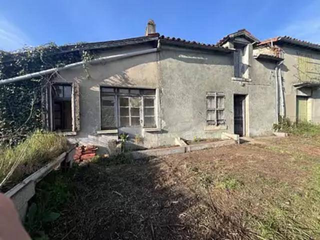 Maison vente à Fontenay-le-Comte, Mervent