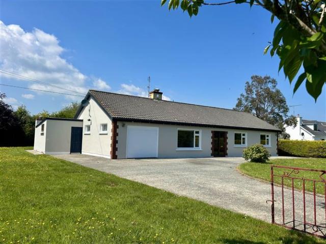 Farm for sale in Ballygarrett