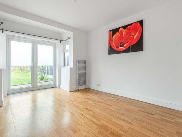 House for rent in Edgebury, Greater London