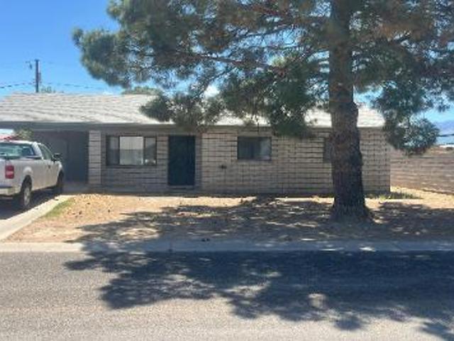 House for sale in Safford