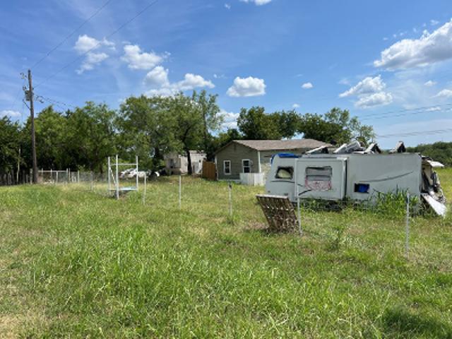 House for sale in Ellis, Texas
