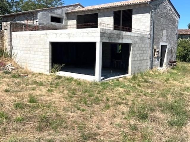 Maison vente à Saintes, Epargnes