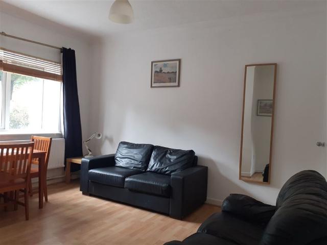 Apartment to rent in Bluebell, North Tipperary