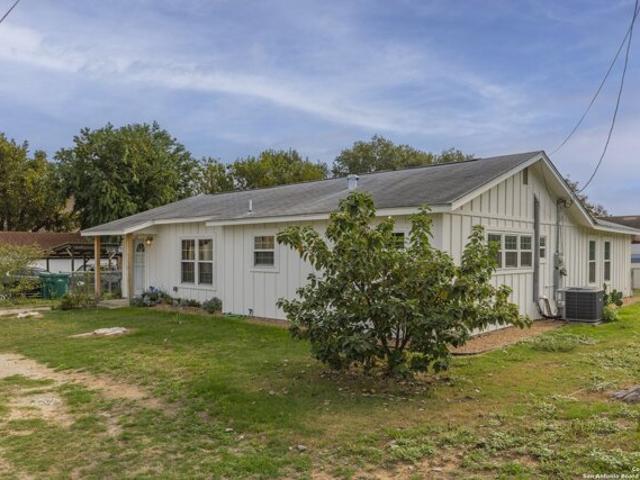House for sale in Lytle, Texas