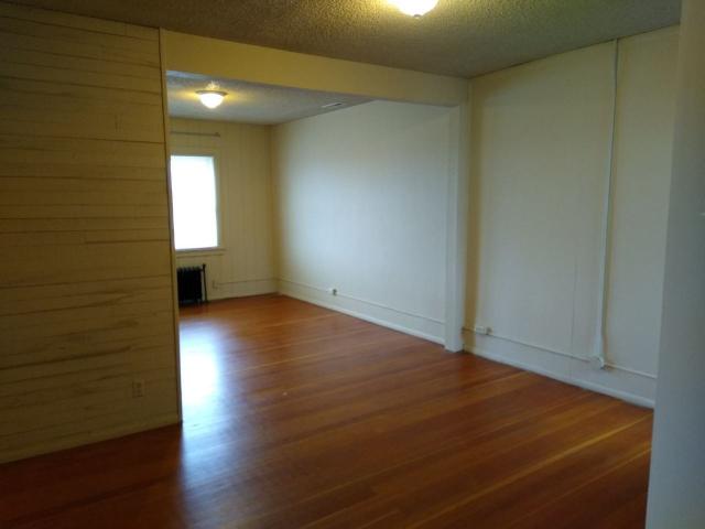 Apartment for rent in Astoria