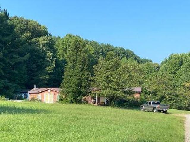 House for sale in Jonesville
