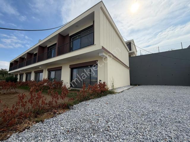 Mesutlu, Efeler içerisinde satılık Villa