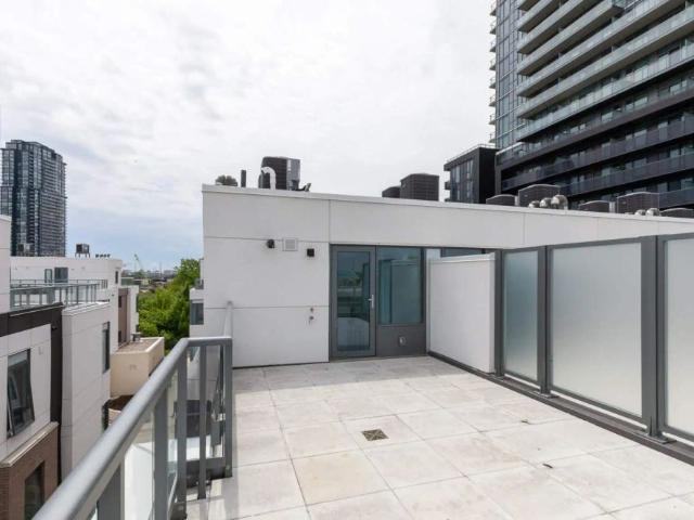 Townhouse for rent in Vaughan, Golden Horseshoe