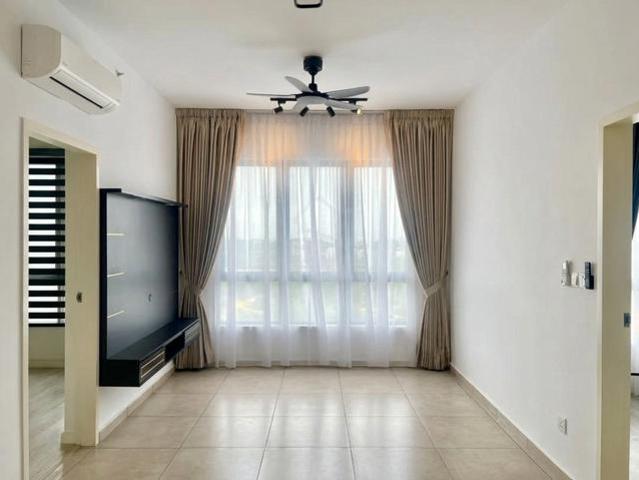 Serviced Residence for sale in Seri Kembangan, Majlis Bandaraya Subang Jaya