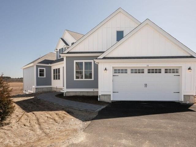 Condo for sale in West Bridgewater, Massachusetts