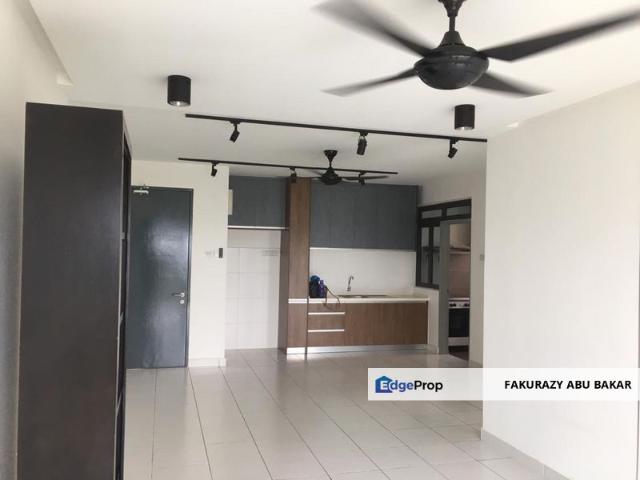 Condominium for sale in Petaling, Alam Impian