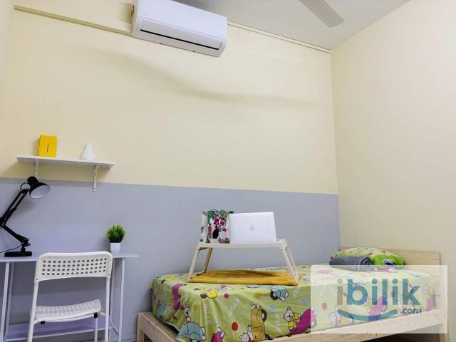 Room for rent in Petaling, Alam Impian