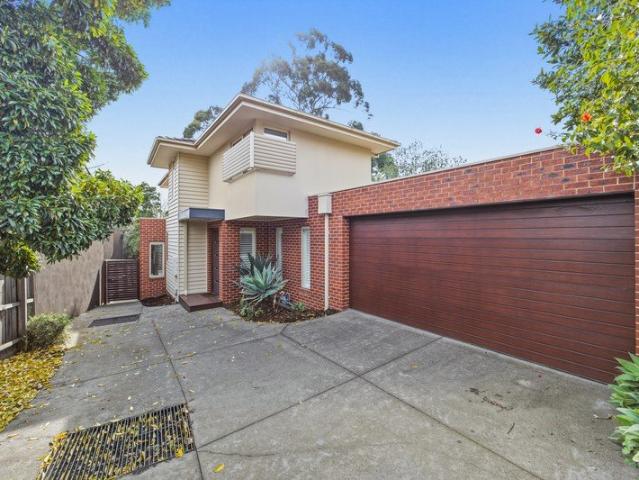 Townhouse for rent in Camerons Creek, Victoria