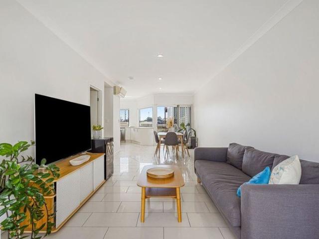 Townhouse for sale in Carina, Greater Brisbane