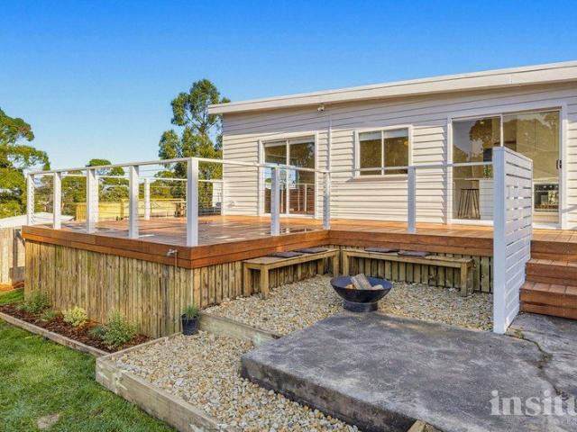House for sale in Dodges Ferry, Tasmania