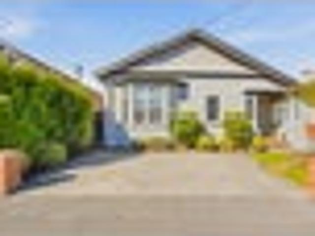 House for sale in Otakou