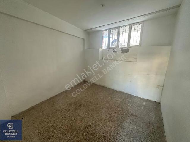 Karabağlar, İzmir içerisinde kiralık mülk