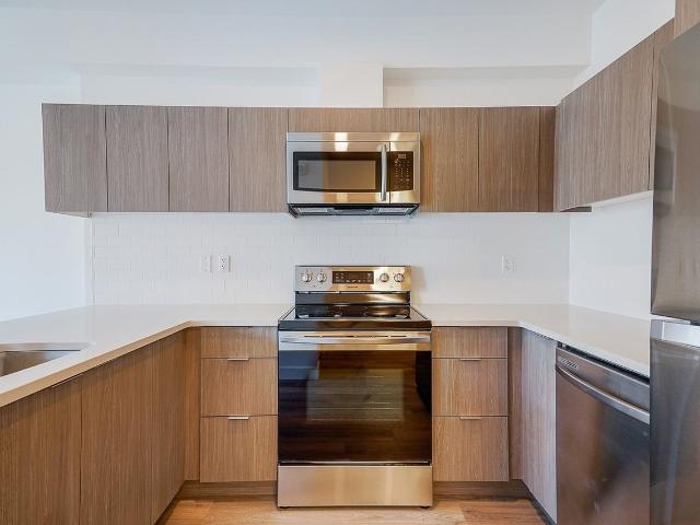 Apartment for rent in Surrey, British Columbia