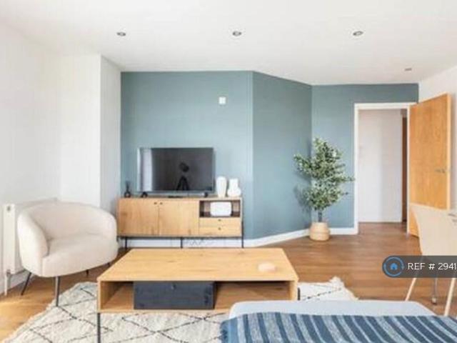 House for rent in Maryland, Greater London