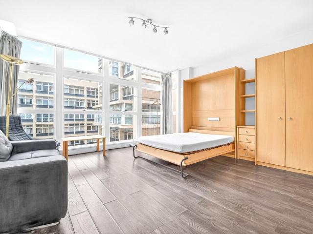 Apartment for rent in Elephant and Castle, Greater London