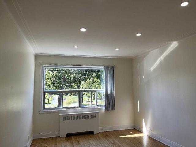 Apartment for rent in Côte-des-Neiges–Notre-Dame-de-Grâce, Montréal