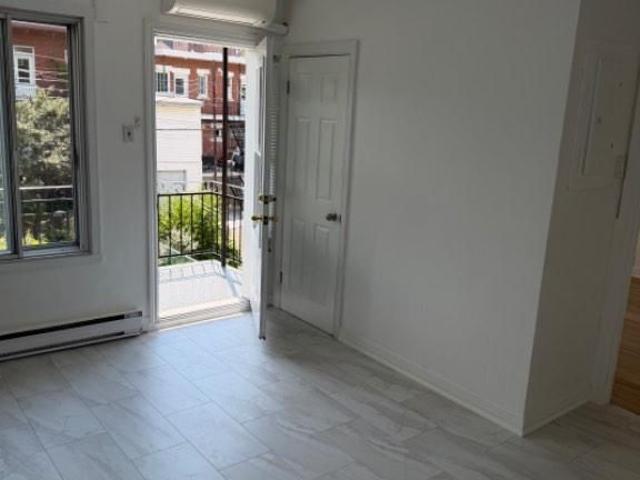 Apartment for rent in St. Leonard's, Quebec