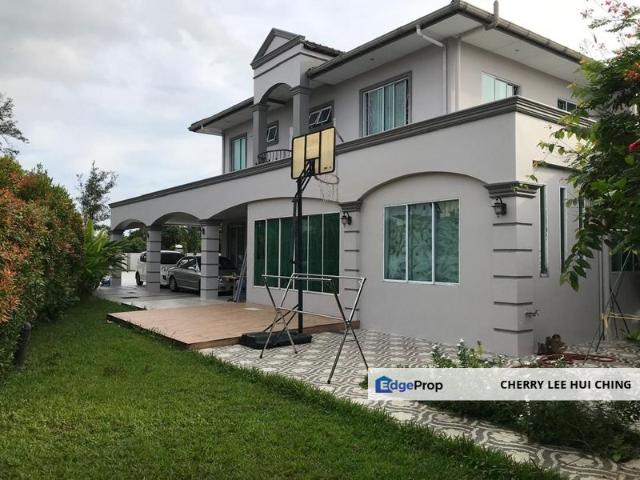 House for sale in Kuching