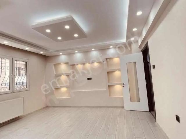 Konak, İzmir içerisinde satılık mülk