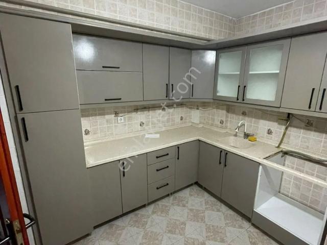 Üniversite Mahallesi, Avcılar içerisinde kiralık mülk