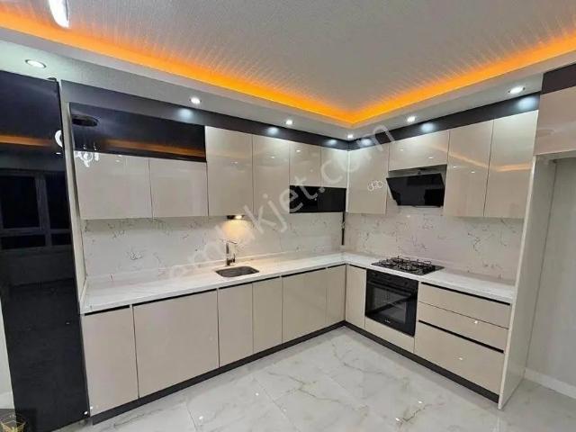 Cumhuriyet Mahallesi, Beylikdüzü içerisinde satılık mülk
