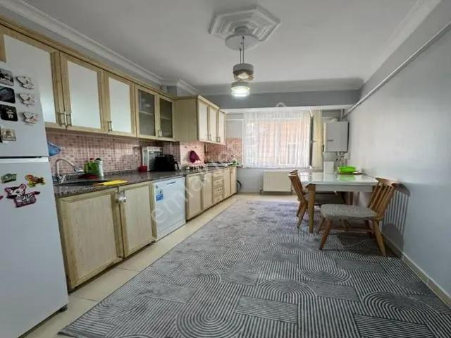 İstanbul içerisinde satılık mülk