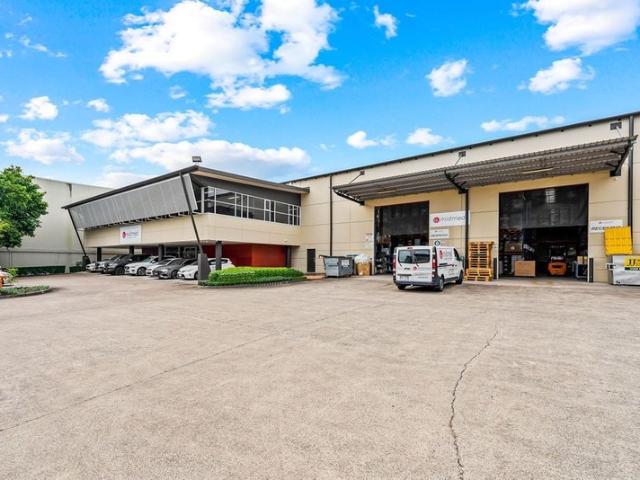 Warehouse for rent in Metroplex on Gateway, Greater Brisbane