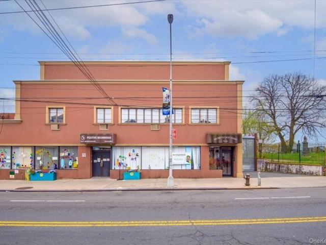 Condo for sale in Queens, Arverne