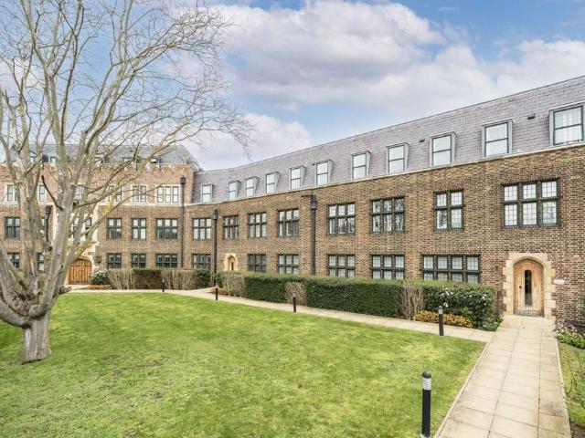 Apartment for rent in Clapham, Greater London