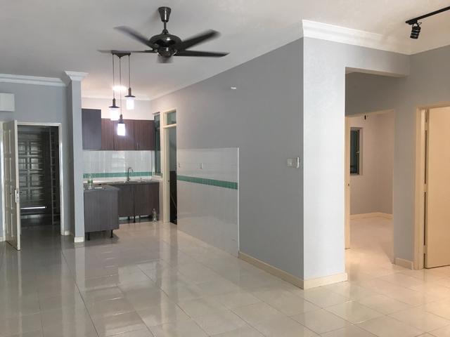 Condominium for sale in Petaling, Damansara Damai