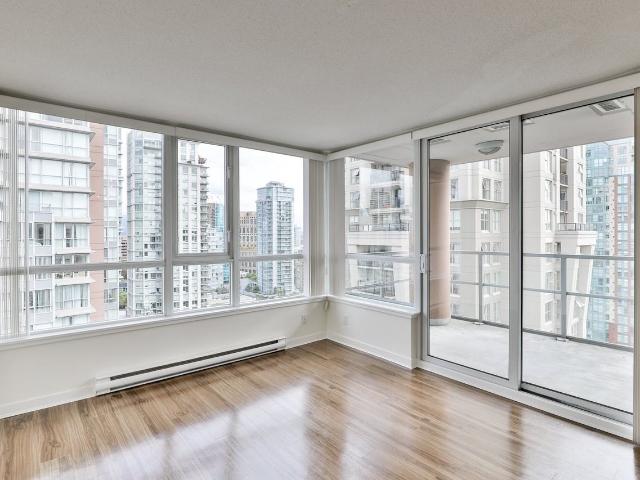 Apartment for rent in Vancouver, British Columbia