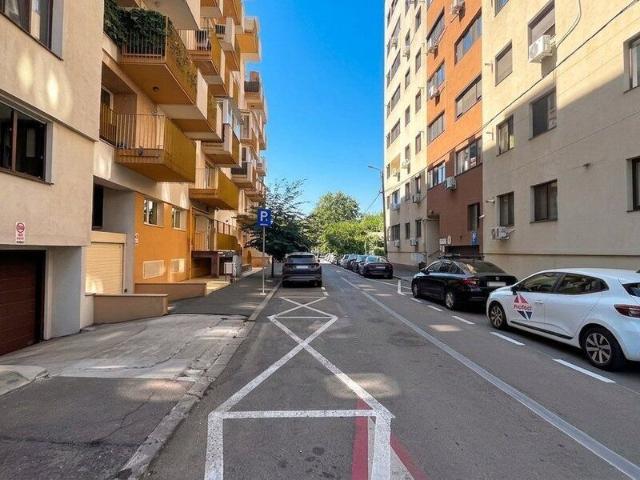 Cameră închirieri în București