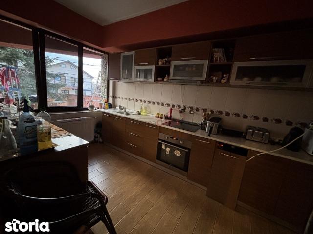 Casă vânzări