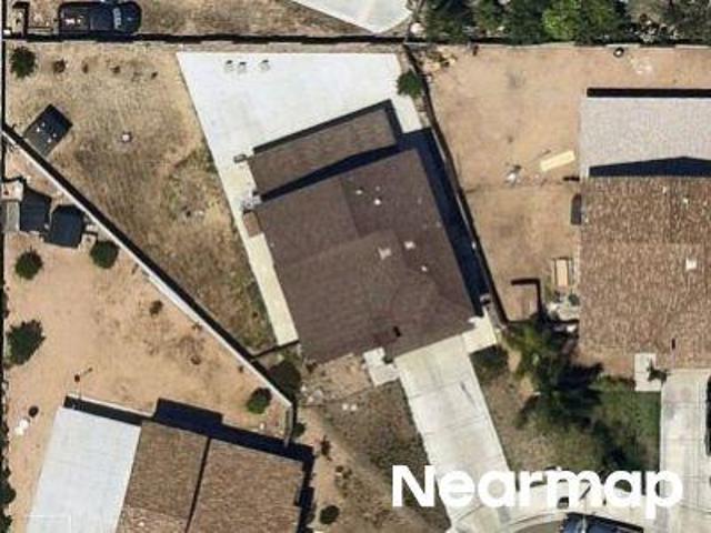 House for sale in Riverside