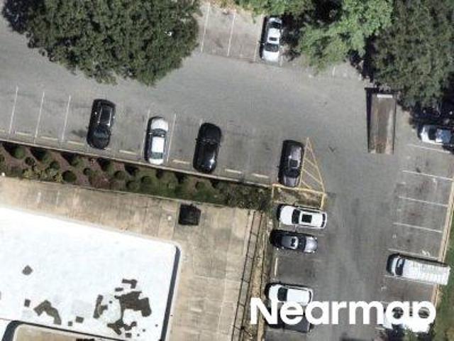 Condo for sale in Avenel, Adelphi
