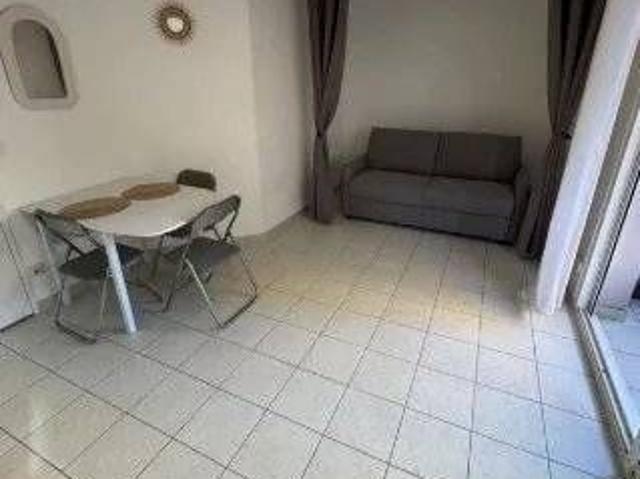 Studio location à Grasse, Antibes