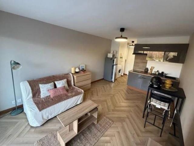 Studio location à Grasse, Villeneuve-loubet