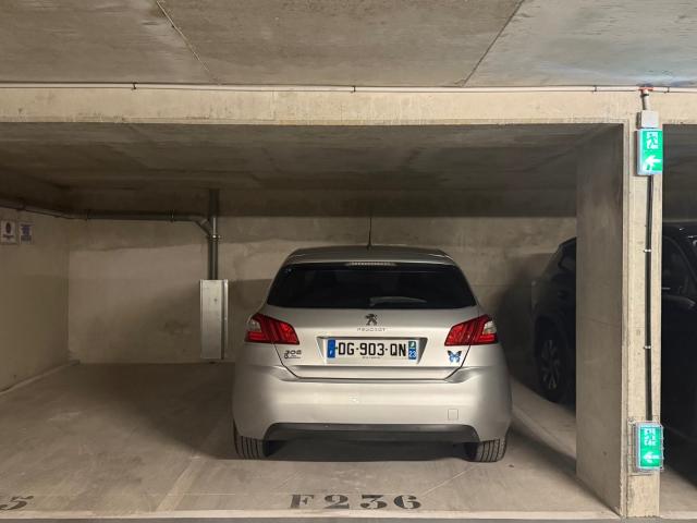 Garage location à Boulogne-Billancourt, Meudon