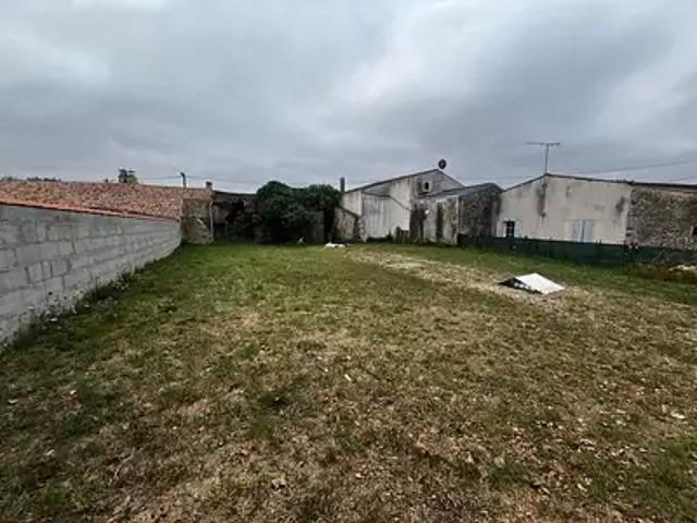 Terrain vente à Saintes, Meursac