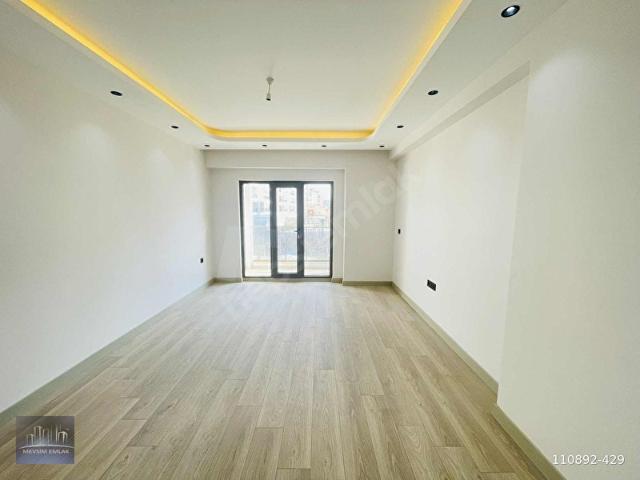 Van içerisinde satılık mülk
